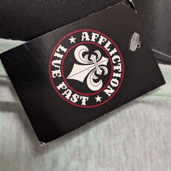 Women's NWT Affliction Mathilda Burnout V Neck T-Shirt Light Green Size XL - Picture 8 of 9